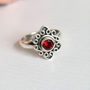 Vintage Boho Sterling Silver Red Garnet Crystal Filigree Ring